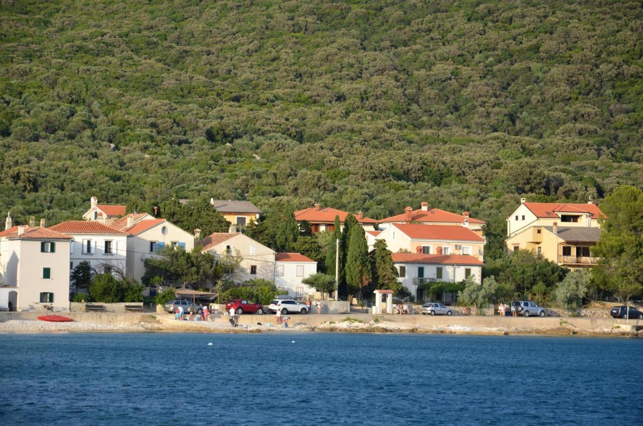 Apartments Martamare Martinšćica Exterior foto